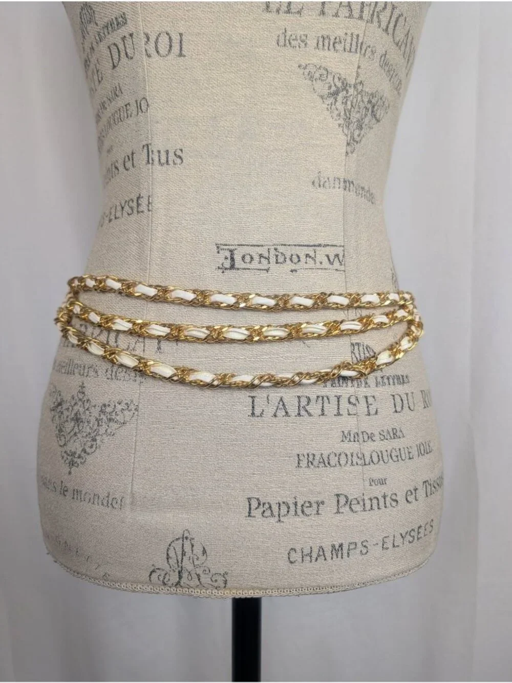 Vintage 90s Gold Chain Belt Small Medium White